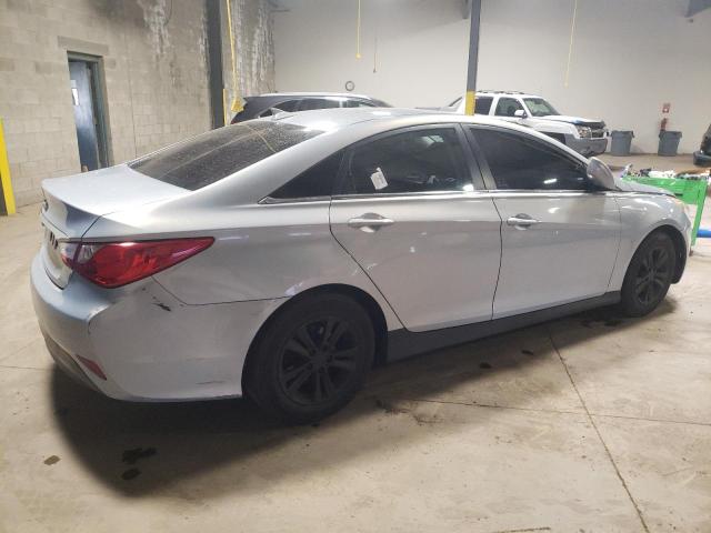 Photo 3 from auction – 2014 HYUNDAI SONATA GLS with VIN 5NPEB4AC8EH902535