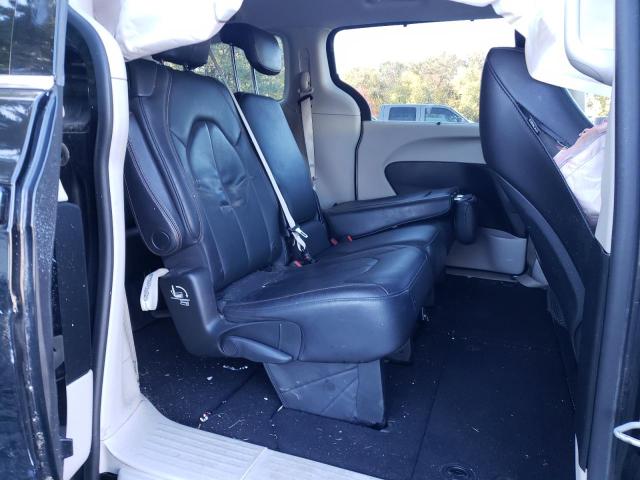 Photo 11 from auction – 2019 CHRYSLER PACIFICA T with VIN 2C4RC1BG2KR526184