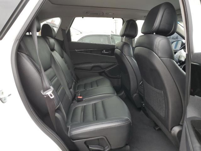 Photo 11 from auction – 2016 KIA SORENTO SX with VIN 5XYPKDA57GG016159
