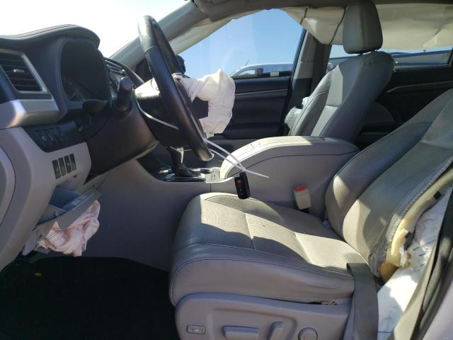 Photo 7 from auction – 2017 TOYOTA HIGHLANDER with VIN 5TDYZRFH3HS197183