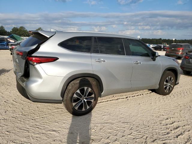 Photo 3 from auction – 2023 TOYOTA HIGHLANDER with VIN 5TDKDRAH6PS017236