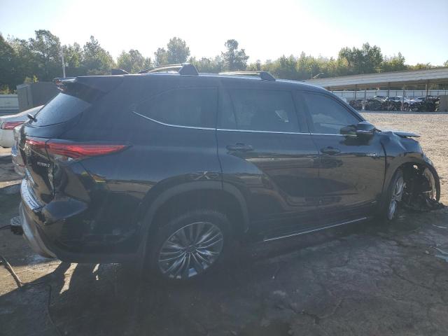 Photo 3 from auction – 2021 TOYOTA HIGHLANDER with VIN 5TDEBRCHXMS044533