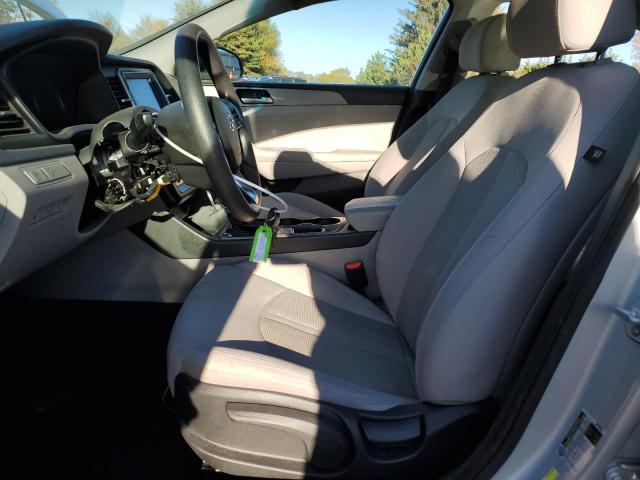 Photo 7 from auction – 2019 HYUNDAI SONATA SE with VIN 5NPE24AF7KH797962