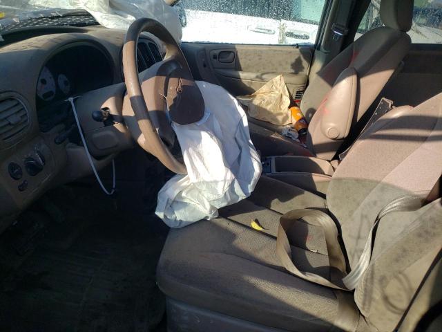 Photo 7 from auction – 2001 CHRYSLER TOWN & COU with VIN 2C8GP44G41R168805