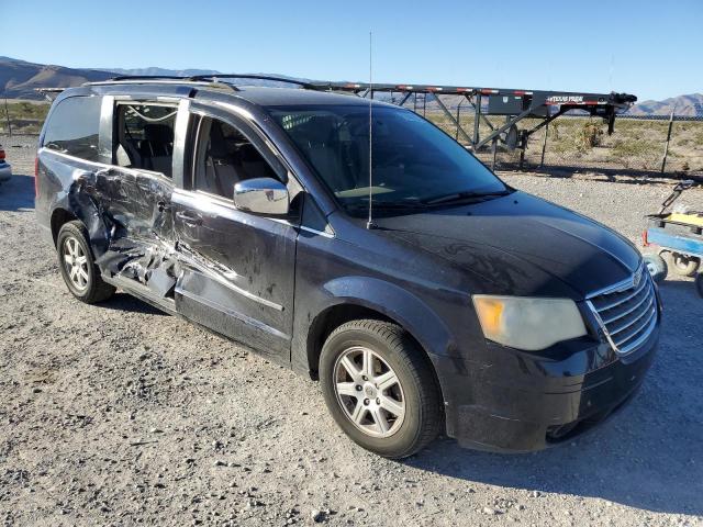 Photo 4 from auction – 2010 CHRYSLER TOWN & COU with VIN 2A4RR8D14AR436916