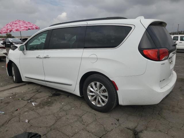 Photo 2 from auction – 2017 CHRYSLER PACIFICA T with VIN 2C4RC1BG7HR540669