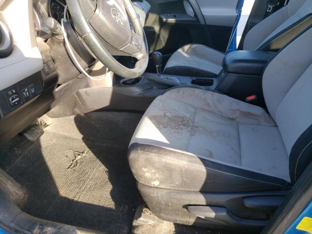Photo 7 from auction – 2017 TOYOTA RAV4 XLE with VIN 2T3RFREV3HW566854