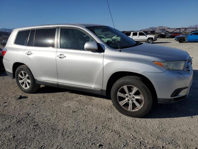 Photo 4 from auction – 2012 TOYOTA HIGHLANDER with VIN 5TDZA3EH5CS026650