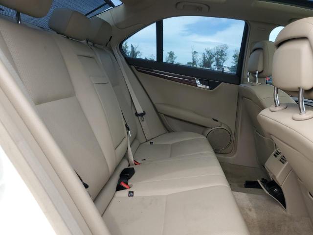 Photo 10 from auction – 2011 MERCEDES-BENZ C 300 with VIN WDDGF5EBXBF644549