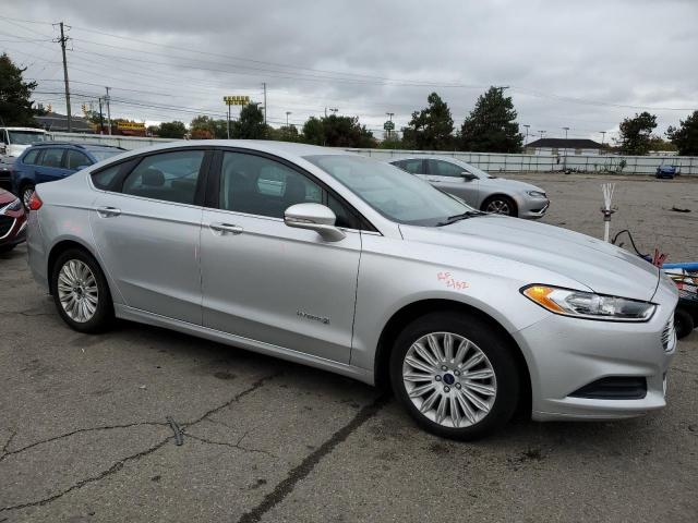 Photo 4 from auction – 2016 FORD FUSION SE with VIN 3FA6P0LU6GR147198