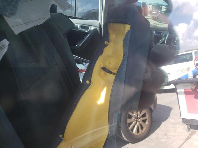 Photo 10 from auction – 2012 KIA FORTE SX with VIN KNAFW4A3XC5603096