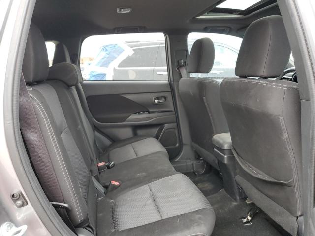Photo 11 from auction – 2018 MITSUBISHI OUTLANDER with VIN JA4AD3A32JZ029171