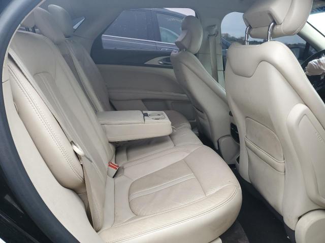 Photo 10 from auction – 2017 LINCOLN MKZ RESERV with VIN 3LN6L5E9XHR631626