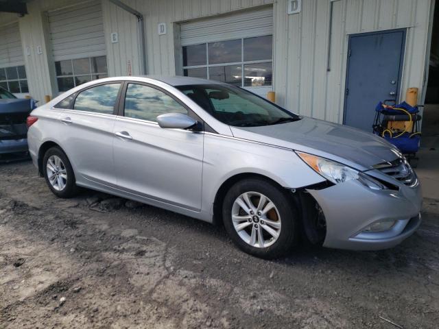 Photo 4 from auction – 2013 HYUNDAI SONATA GLS with VIN 5NPEB4AC3DH555985
