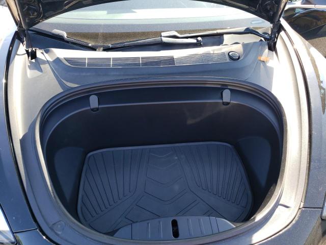 Photo 11 from auction – 2018 TESLA MODEL 3 with VIN 5YJ3E1EA3JF030389
