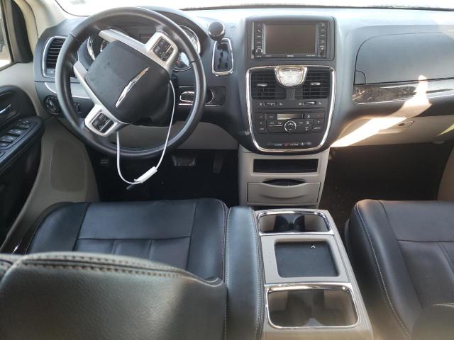 Photo 8 from auction – 2016 CHRYSLER TOWN & COU with VIN 2C4RC1BGXGR299785