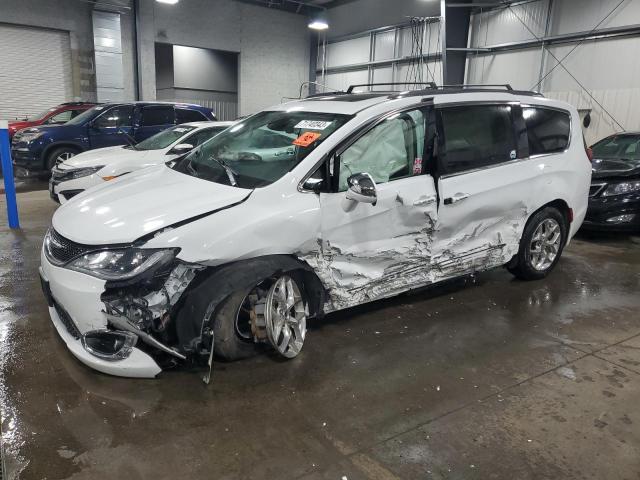 CHRYSLER PACIFICA L 2018 with VIN 2C4RC1GG6JR185525 - Photo from auction