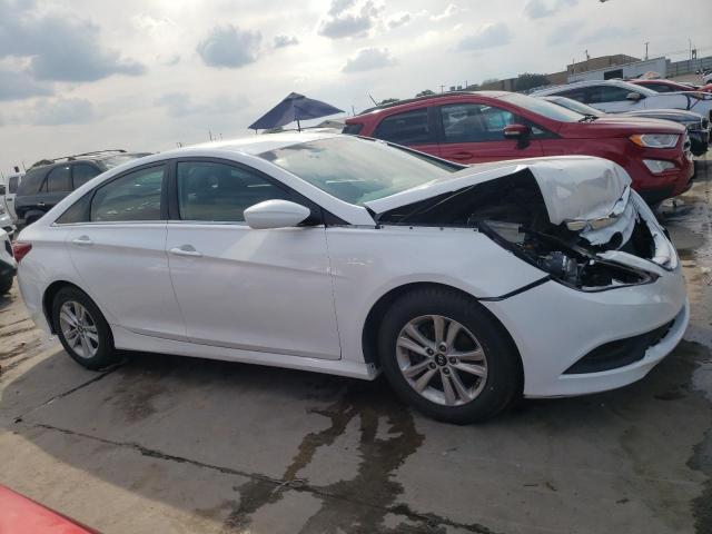 Photo 4 from auction – 2014 HYUNDAI SONATA GLS with VIN 5NPEB4AC4EH863877