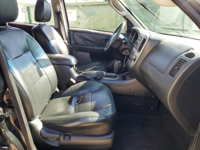 Photo 7 from auction – 2005 FORD ESCAPE LIM with VIN 1FMYU04165KA65226
