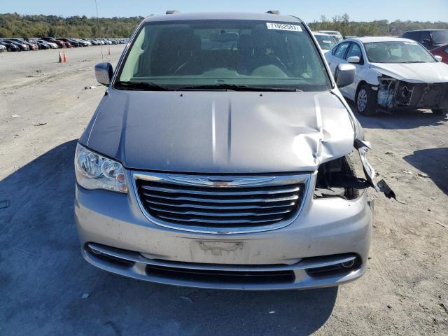 Photo 5 from auction – 2016 CHRYSLER TOWN & COU with VIN 2C4RC1BG2GR205995
