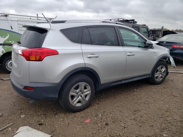 Photo 3 from auction – 2015 TOYOTA RAV4 LE with VIN 2T3BFREV4FW315341