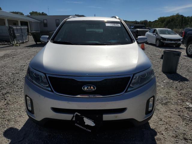 Photo 5 from auction – 2015 KIA SORENTO LX with VIN 5XYKTDA65FG613048