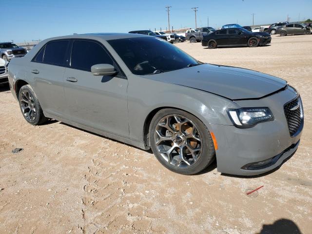 Photo 4 from auction – 2018 CHRYSLER 300 S with VIN 2C3CCABG5JH222572