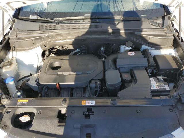 Photo 12 from auction – 2017 HYUNDAI SANTA FE S with VIN 5NMZU3LB1HH007240