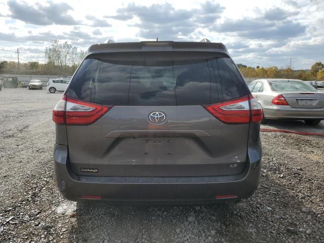 Photo 6 from auction – 2018 TOYOTA SIENNA LE with VIN 5TDKZ3DC8JS901989