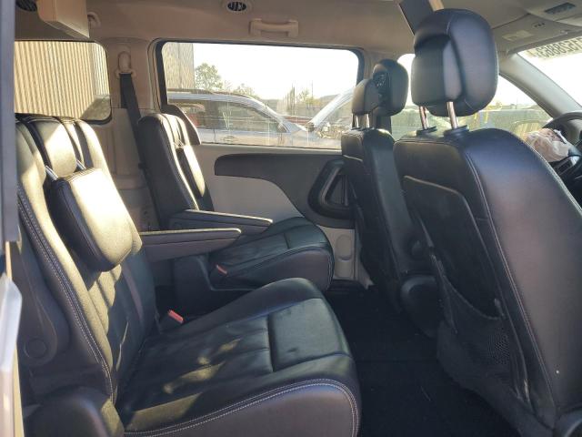 Photo 11 from auction – 2014 CHRYSLER TOWN & COU with VIN 2C4RC1BG8ER111987