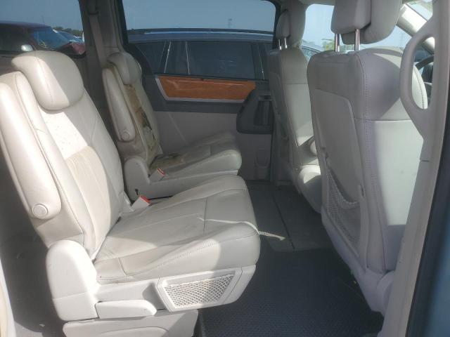 Photo 11 from auction – 2010 CHRYSLER TOWN & COU with VIN 2A4RR6DXXAR414346