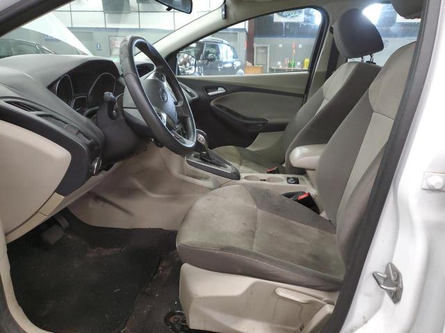 Foto 7 de la subasta – 2014 FORD FOCUS SE con VIN 1FADP3K28EL332812