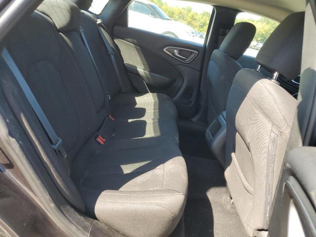 Photo 10 from auction – 2016 CHRYSLER 200 LIMITE with VIN 1C3CCCAB3GN132709