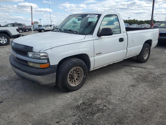 CHEVROLET SILVERADO 2000 with VIN 1GCEC14W9YE103658 - Photo from auction