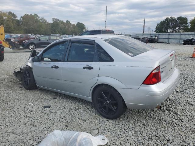 Photo 2 from auction – 2005 FORD FOCUS ZX4 with VIN 1FAFP34N05W217927