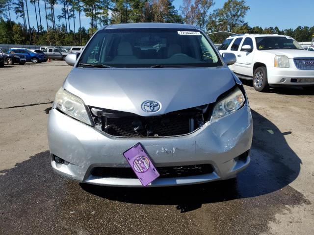 Photo 5 from auction – 2012 TOYOTA SIENNA LE with VIN 5TDKK3DC8CS245199