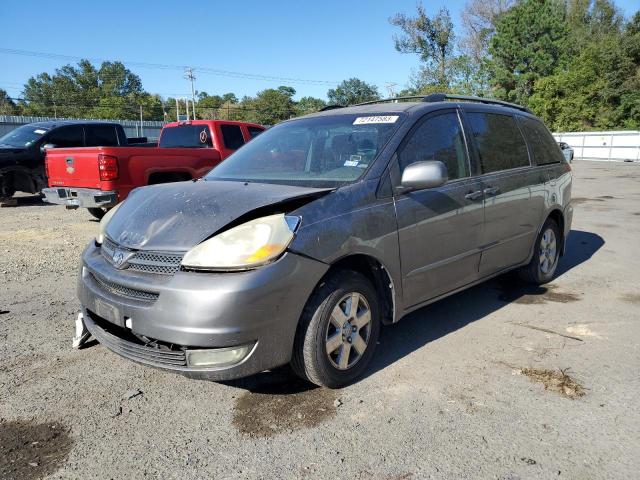 TOYOTA SIENNA XLE 2004 with VIN 5TDZA22C64S103997 - Photo from auction