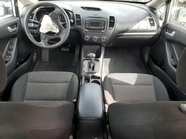 Photo 8 from auction – 2017 KIA FORTE LX with VIN 3KPFK4A76HE039038