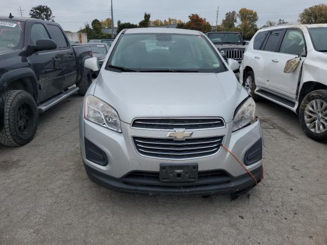 Photo 5 from auction – 2016 CHEVROLET TRAX LS with VIN KL7CJKSBXGB686421