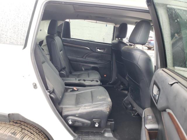 Photo 11 from auction – 2016 TOYOTA HIGHLANDER with VIN 5TDDKRFH0GS227967