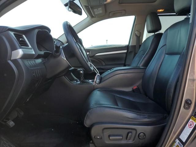 Photo 7 from auction – 2016 TOYOTA HIGHLANDER with VIN 5TDJKRFH3GS283257