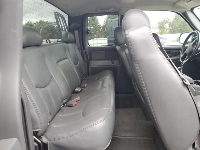 Photo 10 from auction – 2005 GMC SIERRA K25 with VIN 1GTHK29UX5E287128