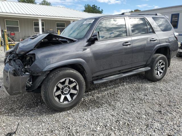 TOYOTA 4RUNNER SR 2019 with VIN JTEBU5JR8K5661803 - Photo from auction