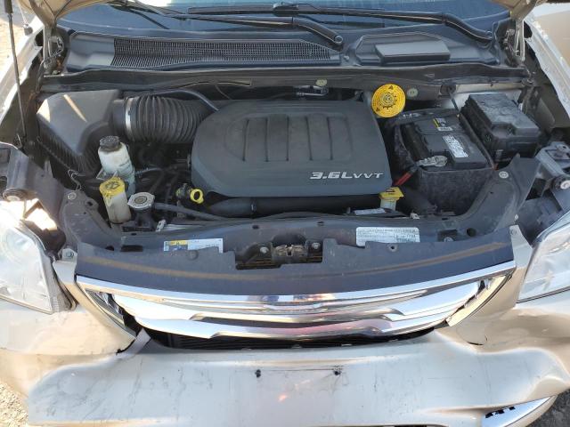 Photo 12 from auction – 2015 CHRYSLER TOWN & COU with VIN 2C4RC1GG8FR547183