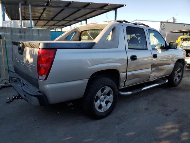 Photo 3 from auction – 2005 CHEVROLET AVALANCHE with VIN 3GNEC12Z95G229429