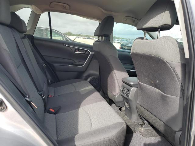 Photo 11 from auction – 2022 TOYOTA RAV4 XLE with VIN 2T3W1RFV7NC210792