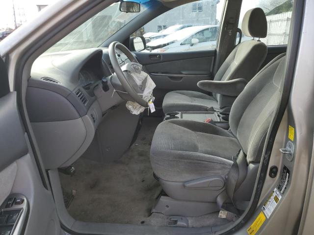 Photo 7 from auction – 2010 TOYOTA SIENNA CE with VIN 5TDKK4CC6AS330675