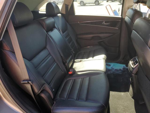 Photo 11 from auction – 2016 KIA SORENTO EX with VIN 5XYPH4A59GG014430