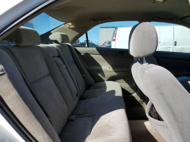 Photo 10 from auction – 2004 TOYOTA CAMRY LE with VIN 4T1BE32K64U376920