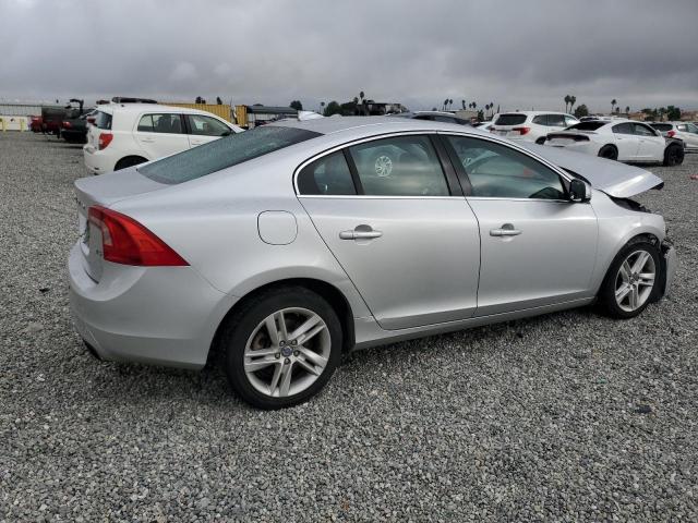 Photo 3 from auction – 2015 VOLVO S60 PREMIE with VIN YV126MFB3F1314570